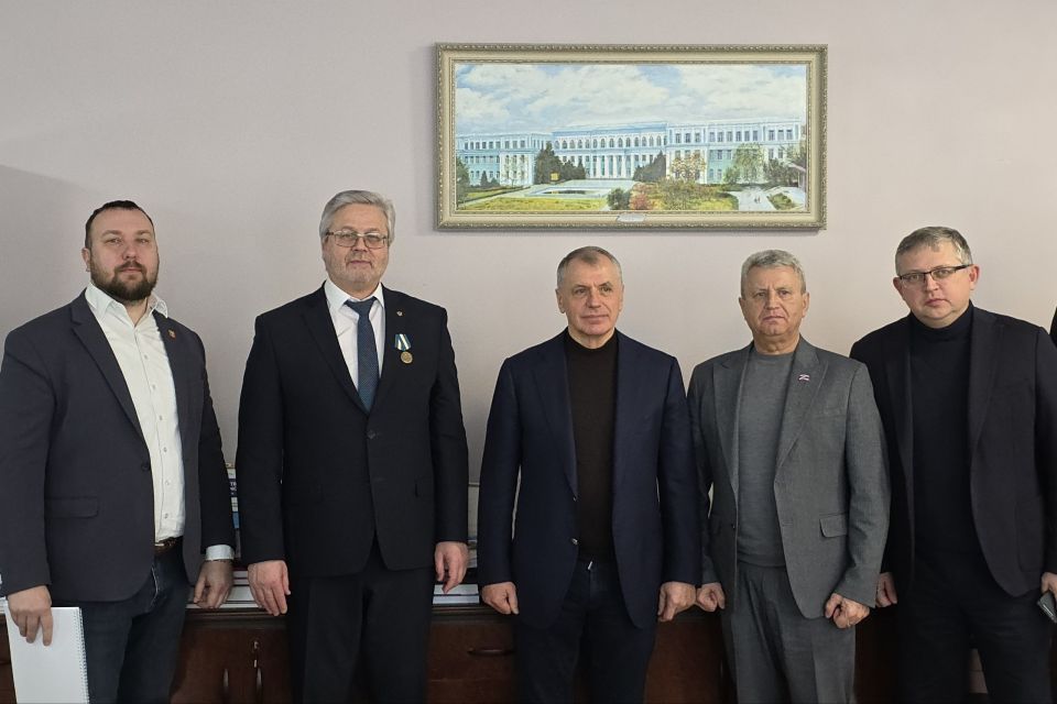 �������� ������������: � ������� �������� ������� ����������� � ���������� �������: