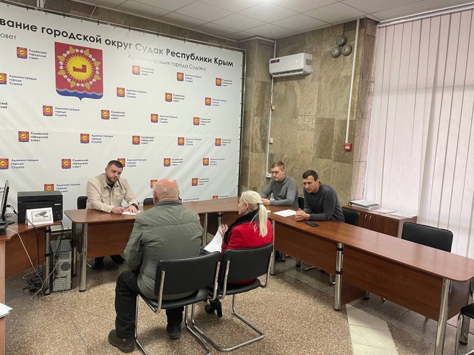 Кирилл Чебышев: Провёл традиционный пятничный приём граждан в администрации города Кирилл Чебышев: Провёл традиционный пятничный приём граждан в администрации города