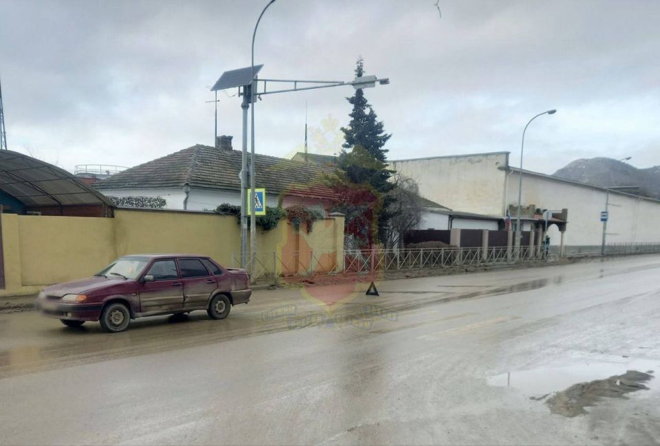 Водитель сбил двух детей на пешеходном переходе в Судаке Водитель сбил двух детей на пешеходном переходе в Судаке