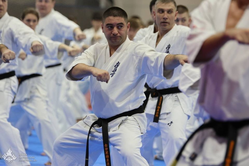 �� ������������ ���������� ���� ������ ������ ������������� �������������� ������-������������� ����� ���������� ������������ ��������� ������ �����������, ������� ���������� 475 ���������� �� 51 ������� ������