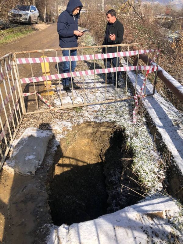 В селе Верхняя Кутузовка под Алуштой начали восстанавливать арочный мост