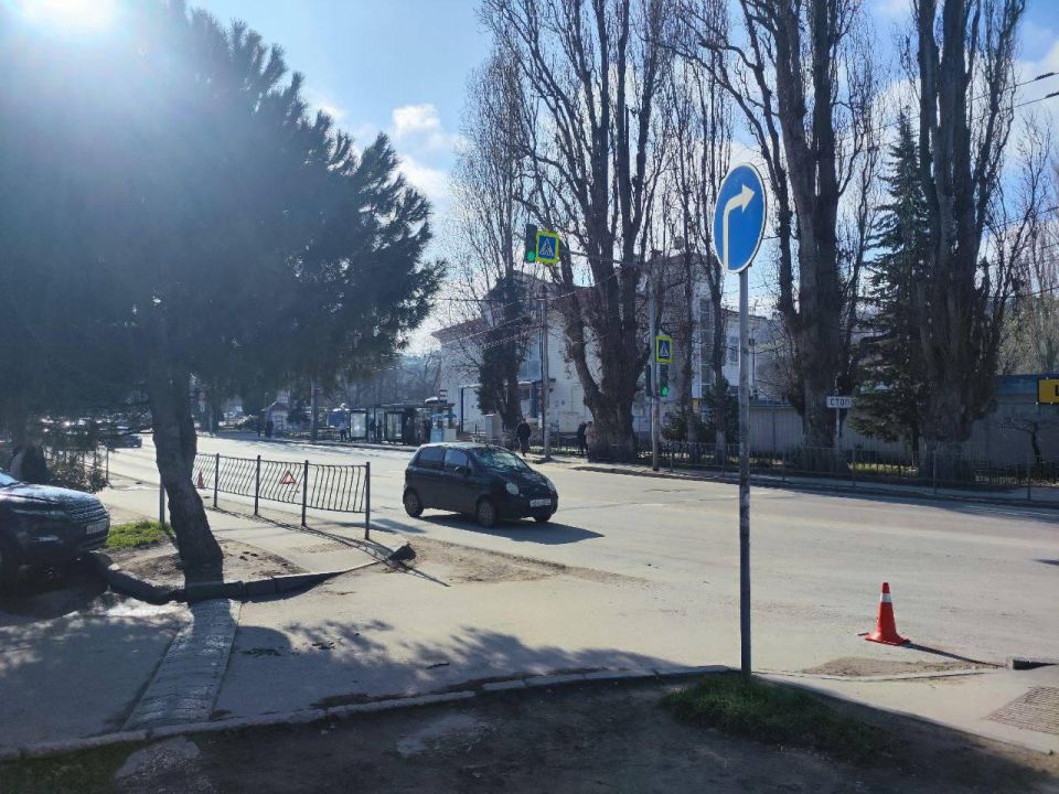 На улице Вокзальной в Севастополе иномарка сбила подростка