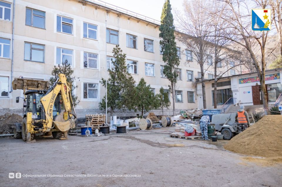 В школе №28 в посёлке ГРЭС после ремонта откроют новые кабинеты В школе №28 в посёлке ГРЭС после ремонта откроют новые кабинеты