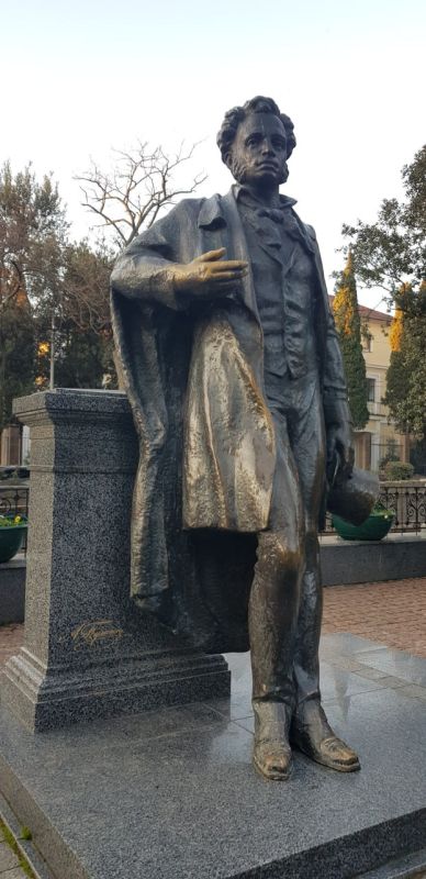 Сегодня День Памяти А.С. Пушкина. 10 февраля 1837 года сердце Светила русской поэзии перестало биться, а его душа перешла в Вечность Сегодня День Памяти А.С. Пушкина. 10 февраля 1837 года сердце Светила русской поэзии перестало биться, а его душа перешла в Вечность