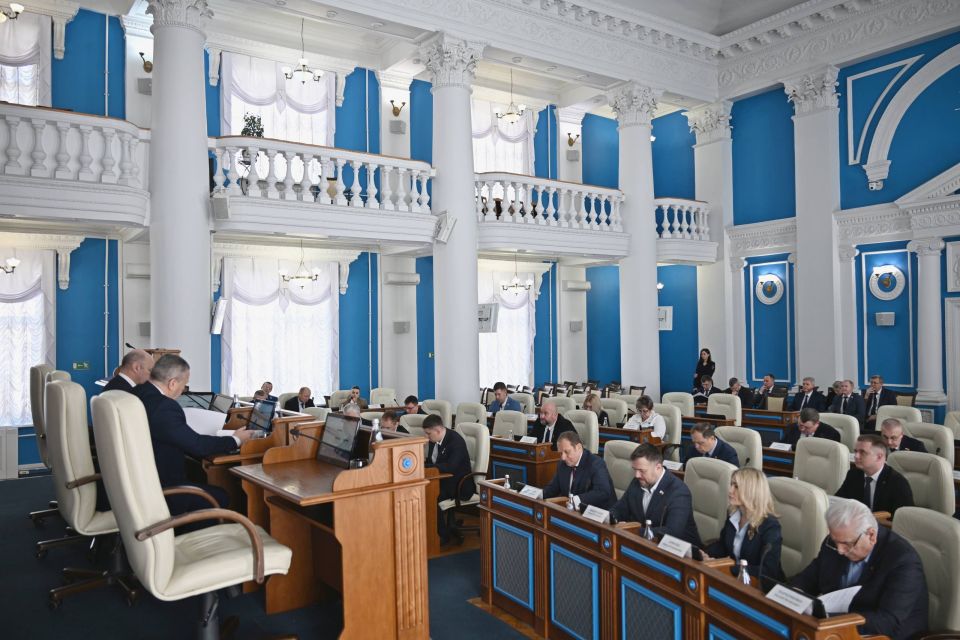 Владимир Немцев: На первом пленарном заседании весенней сессии утвердили План законодательной работы Законодательного Собрания города Севастополя на 2026 год, разработанный на основе предложений субъектов законодательной...