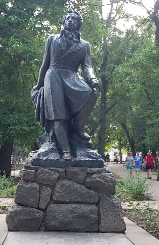 Сегодня День Памяти А.С. Пушкина. 10 февраля 1837 года сердце Светила русской поэзии перестало биться, а его душа перешла в Вечность Сегодня День Памяти А.С. Пушкина. 10 февраля 1837 года сердце Светила русской поэзии перестало биться, а его душа перешла в Вечность