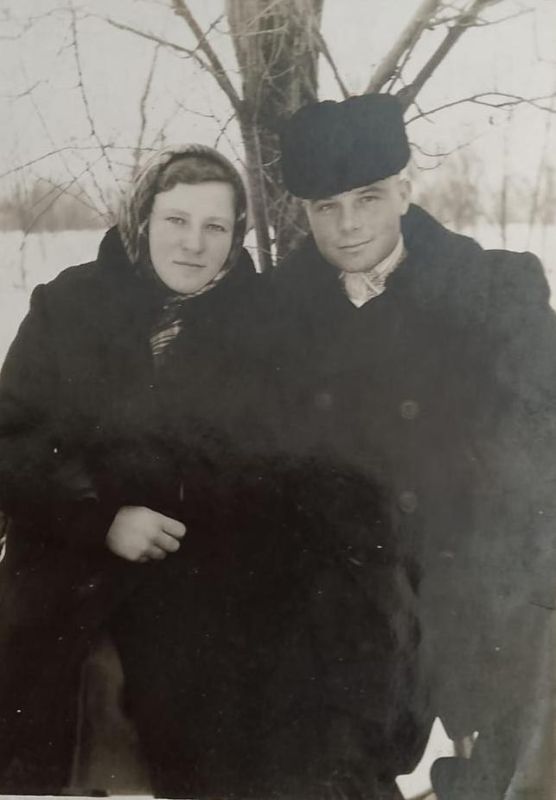 В минувшем году отделы ЗАГС Республики Крым провели около 350 торжественных церемоний, посвященных юбилеям и годовщинам свадеб