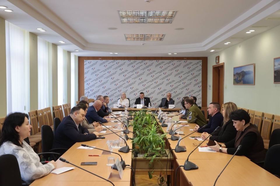 ����� 200 ����� �������� ����� �������� ����� � ������������ � �������� ����