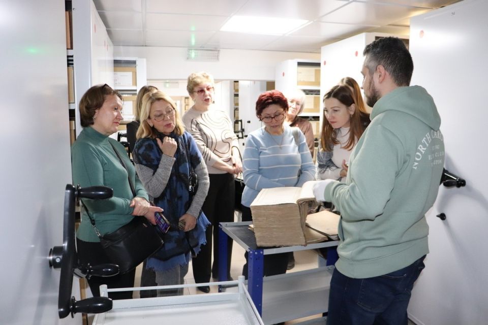 ����������� ��������� ����� ���������� ������ ������ � ������������ �������� ������� ��������������� � ���������������� �������