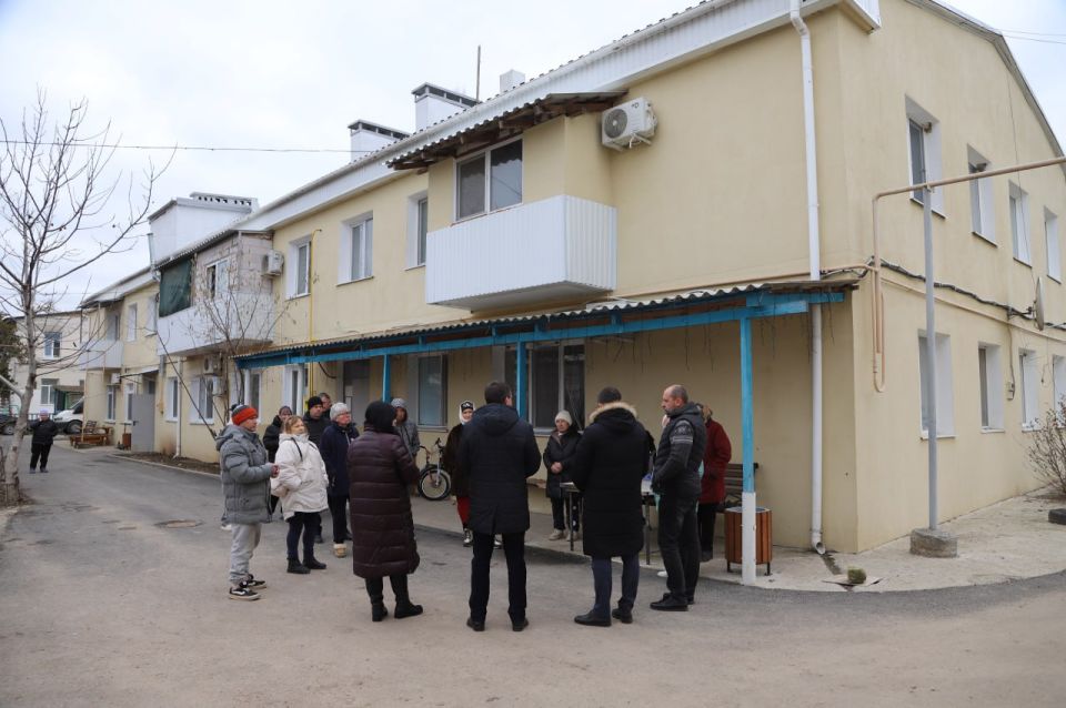 Встреча с жителями в селе Тенистое: решения вопросов начинаются с диалога Встреча с жителями в селе Тенистое: решения вопросов начинаются с диалога