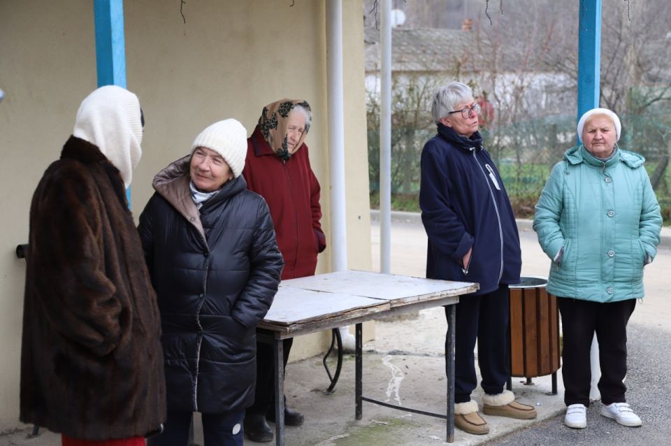Встреча с жителями в селе Тенистое: решения вопросов начинаются с диалога Встреча с жителями в селе Тенистое: решения вопросов начинаются с диалога