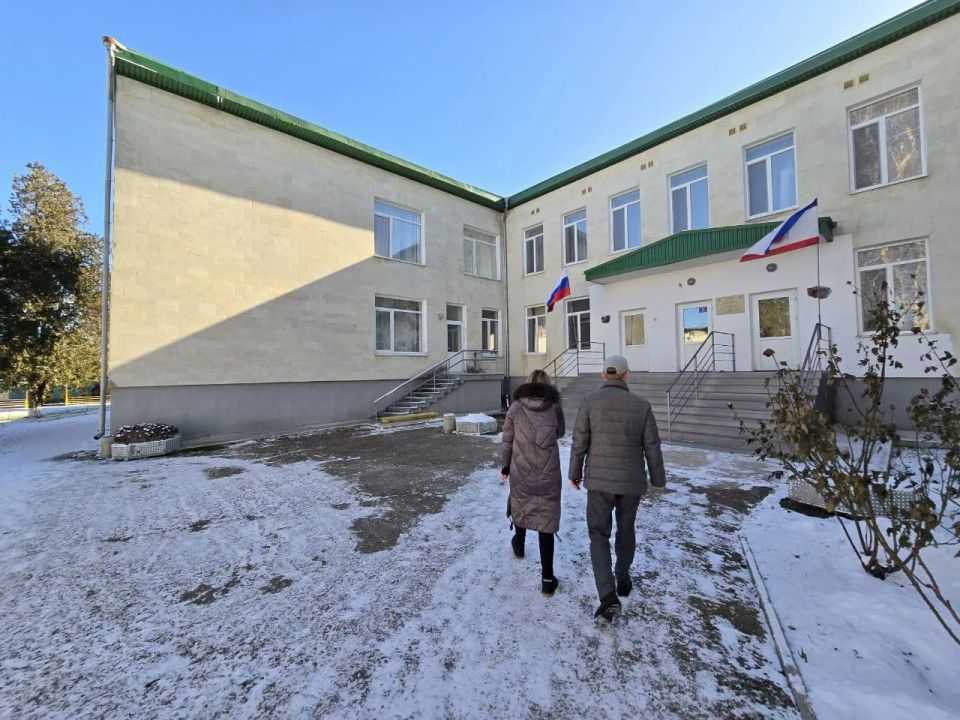 Дмитрий Чумаков: Температурный режим в детских садах — и, конечно, в других образовательных учреждениях района — мониторим постоянно