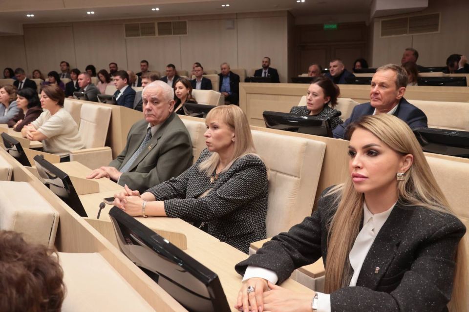 Анастасия Гридчина: В крымском парламенте состоялось расширенное совещание на тему «Интеграционные процессы в воссоединённых субъектах РФ: проблемы и перспективы» под руководством первого заместителя Председателя Совета... Анастасия Гридчина: В крымском парламенте состоялось расширенное совещание на тему «Интеграционные процессы в воссоединённых субъектах РФ: проблемы и перспективы» под руководством первого заместителя Председателя Совета...