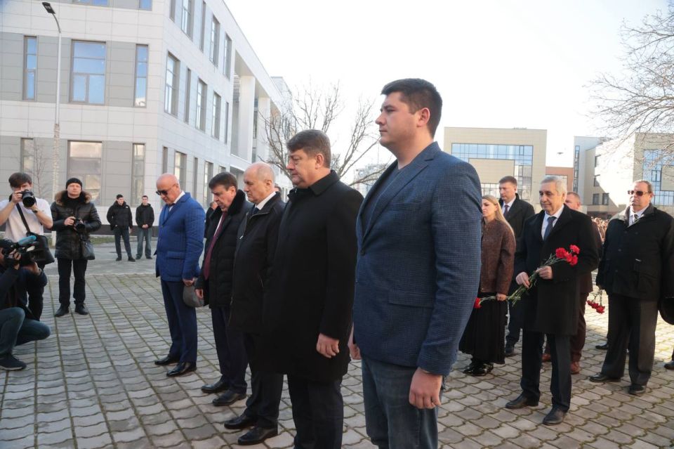 � �������� ������������� � ����������� ��� ������� �������� � ����� ������ ������� ������������� �����