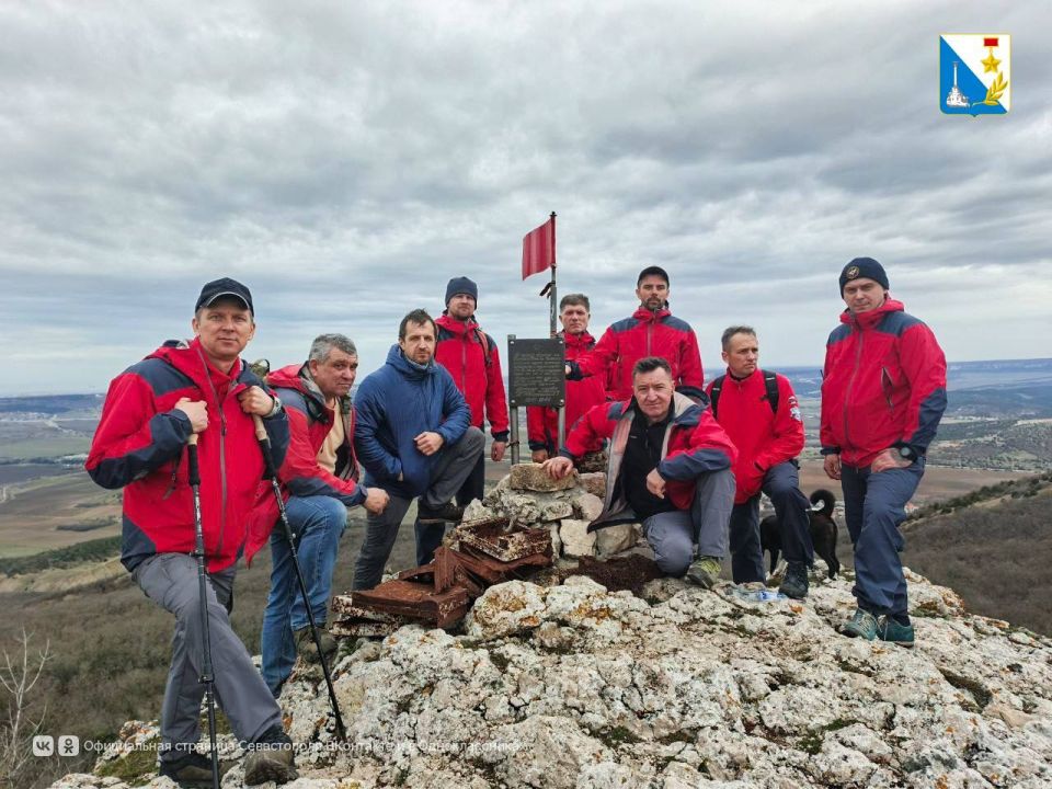 Спасатели отрядов «Юг» и «Север» вышли на самые сложные участки Большой Севастопольской тропы