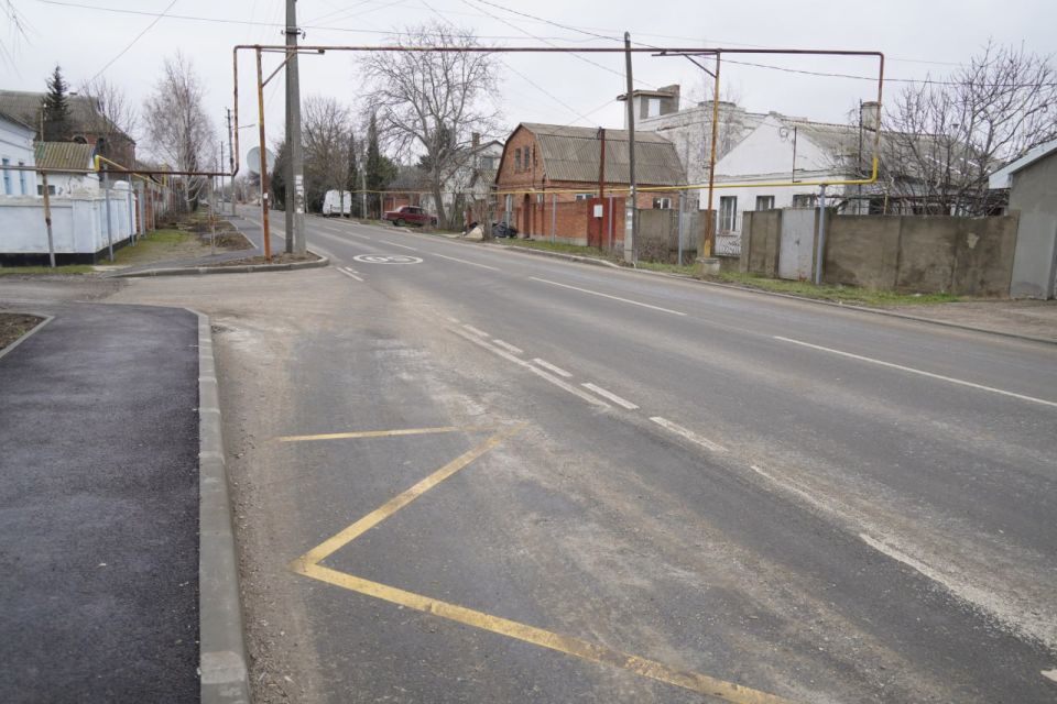 Глава администрации Керчи Олег Каторгин продолжает практику выездных встреч, лично вникая в проблемы, с которыми сталкиваются жители города с целью найти эффективное решение Глава администрации Керчи Олег Каторгин продолжает практику выездных встреч, лично вникая в проблемы, с которыми сталкиваются жители города с целью найти эффективное решение