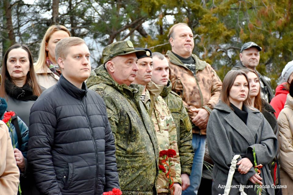 � ������ ������� ������ �������, ����������� ��������� ���� �� ��������� ���������