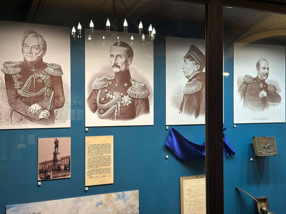 �������� ������: ������� � �����-������������ ������ � ����������� ��������� � ������ ������� � ������� � �������, ����������� 220-����� �� ��� �������� ����-�������� ��������� ����������� ���������