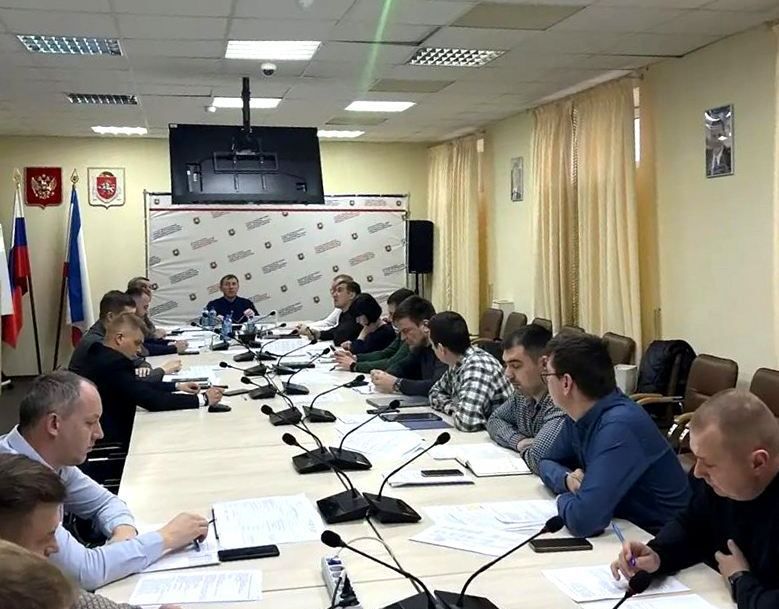 Под руководством Председателя Совета министров Республики Крым Юрия Гоцанюка состоялось еженедельное совещание в ГКУ РК «Инвестстрой» Под руководством Председателя Совета министров Республики Крым Юрия Гоцанюка состоялось еженедельное совещание в ГКУ РК «Инвестстрой»