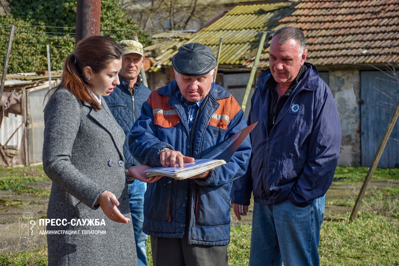 Заместители главы администрации продолжают обходы многоквартирных домов Заместители главы администрации продолжают обходы многоквартирных домов