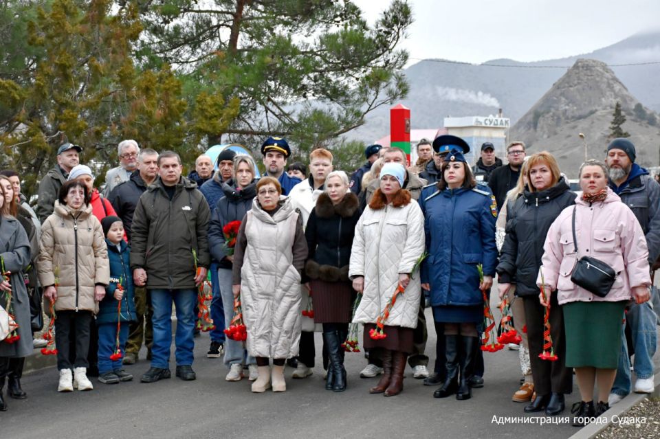 � ������ ������� ������ �������, ����������� ��������� ���� �� ��������� ���������