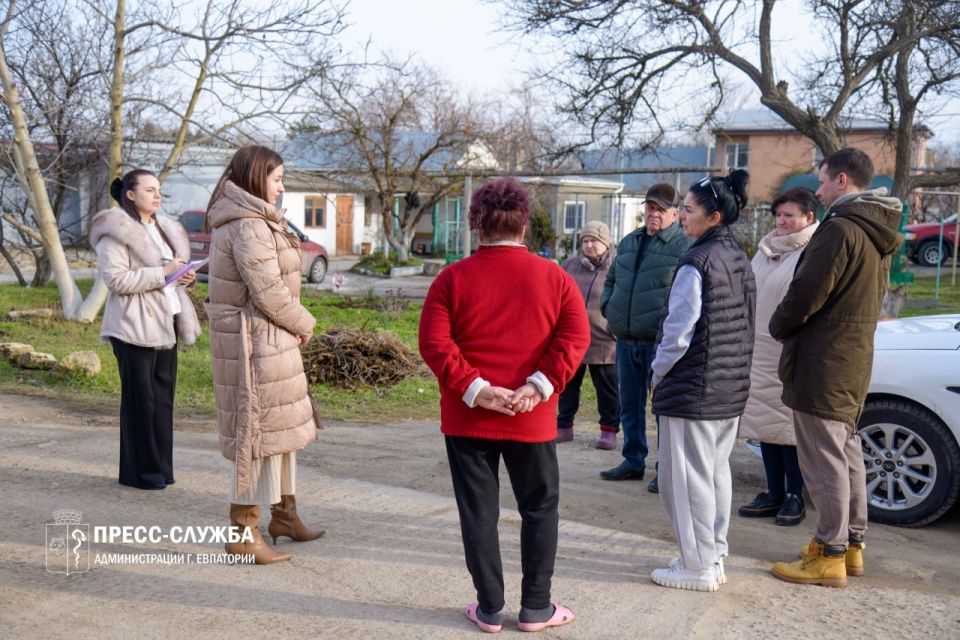 Заместители главы администрации продолжают обходы многоквартирных домов Заместители главы администрации продолжают обходы многоквартирных домов