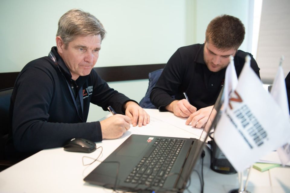 Михаил Развожаев: Завершился второй очный модуль обучения участников программы «Севастополь — город героев» Михаил Развожаев: Завершился второй очный модуль обучения участников программы «Севастополь — город героев»