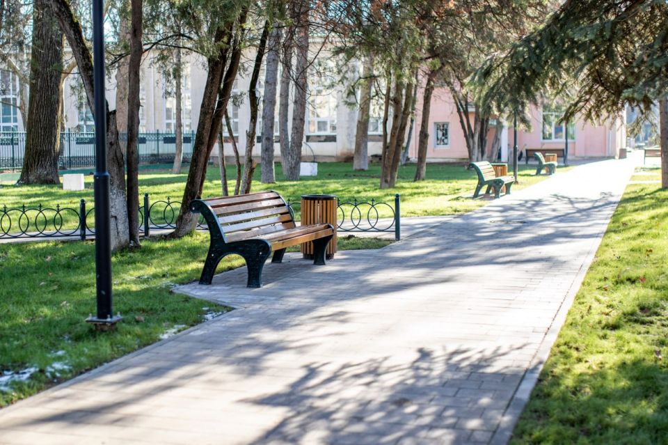 Благоустройство Детского парка в Симферополе планируют закончить до 1 мая Благоустройство Детского парка в Симферополе планируют закончить до 1 мая