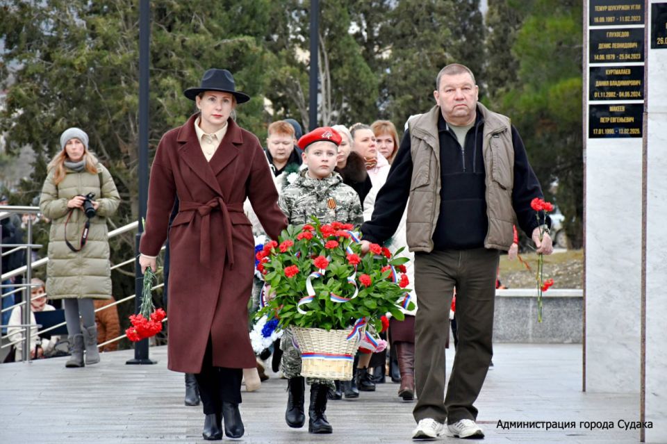 � ������ ������� ������ �������, ����������� ��������� ���� �� ��������� ���������