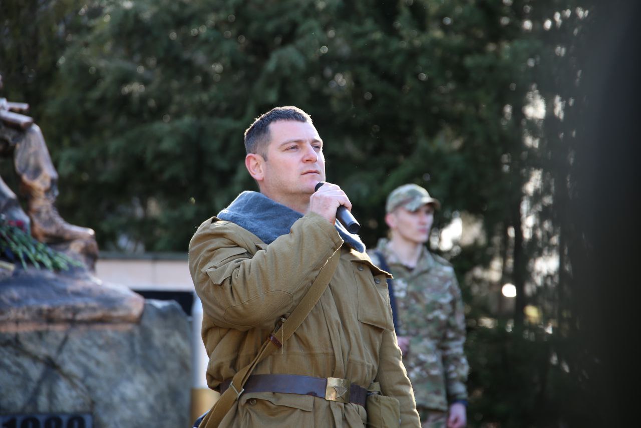 В Бахчисарае прошёл митинг, посвящённый Дню памяти воинов-интернационалистов В Бахчисарае прошёл митинг, посвящённый Дню памяти воинов-интернационалистов