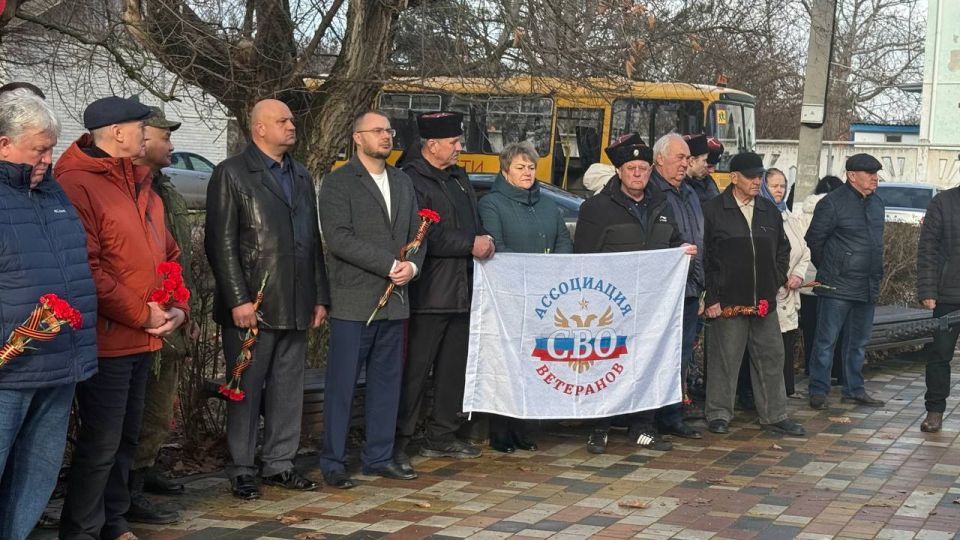 ����� ������: ������ 1989-�... ���, ����� ����������� ��������� ����� � �������