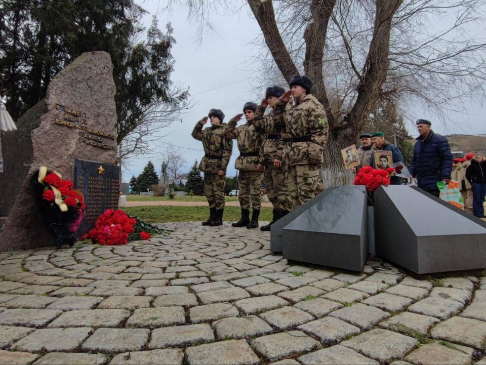 #память. Керчане почтили память воинов-интернационалистов #память. Керчане почтили память воинов-интернационалистов