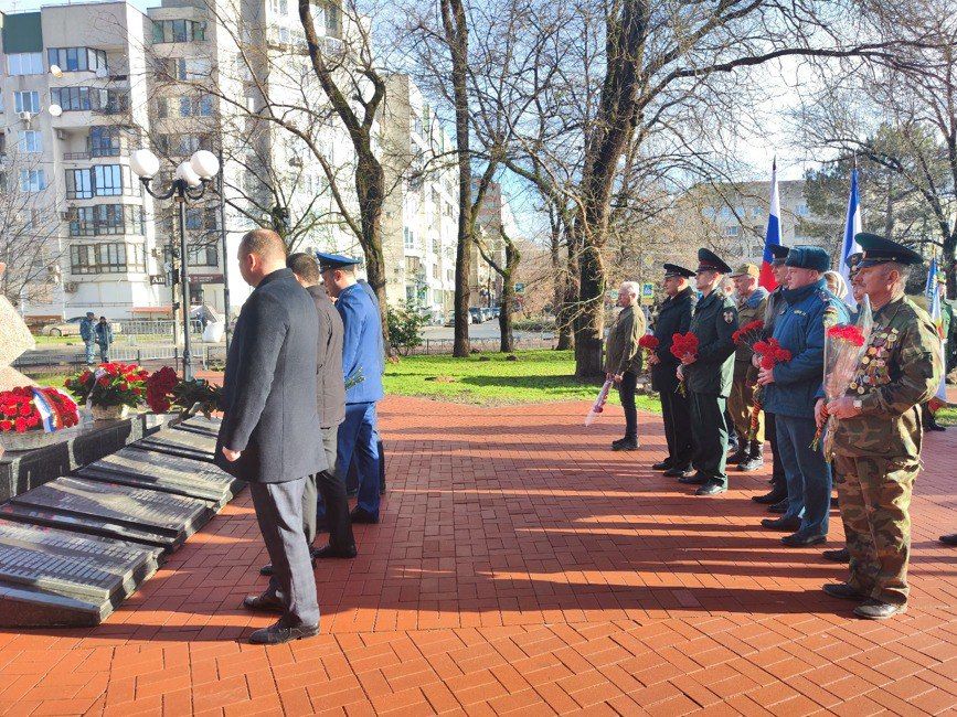 � ����������� ������� ������ ������-������������������