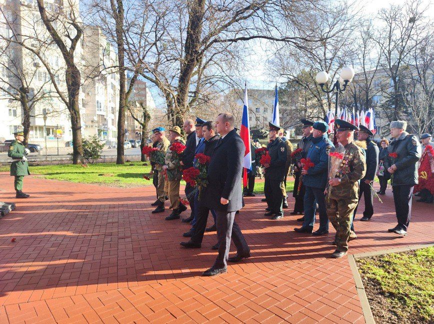 � ����������� ������� ������ ������-������������������