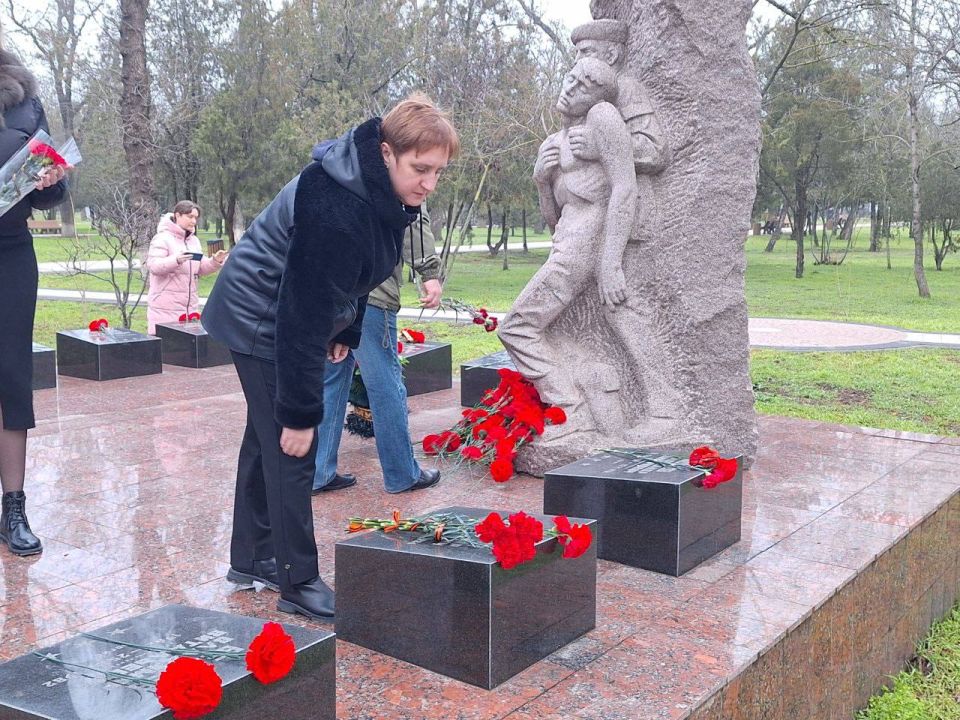 ����� ����: �������� ����, �������� ���������, �� ������ ����� ������ ������� ������ ������� � ����� ����� ������