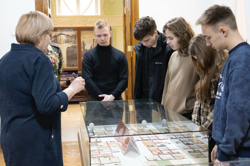 ������ ����: �������� �������� ���������� ��� �� ���������� ���� � ���������� ��� ������ ������-������������������