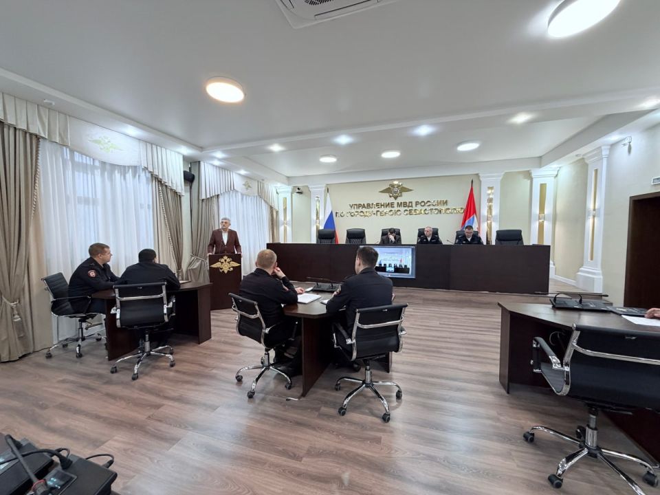 В УМВД России по г.Севастополю почтили память воинов-интернационалистов В УМВД России по г.Севастополю почтили память воинов-интернационалистов