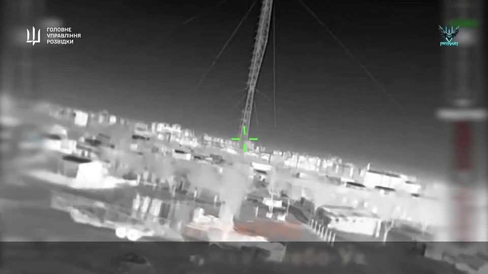 Два майора: Противник распространяет кадры ударов БПЛА ГУР по целям в Крыму