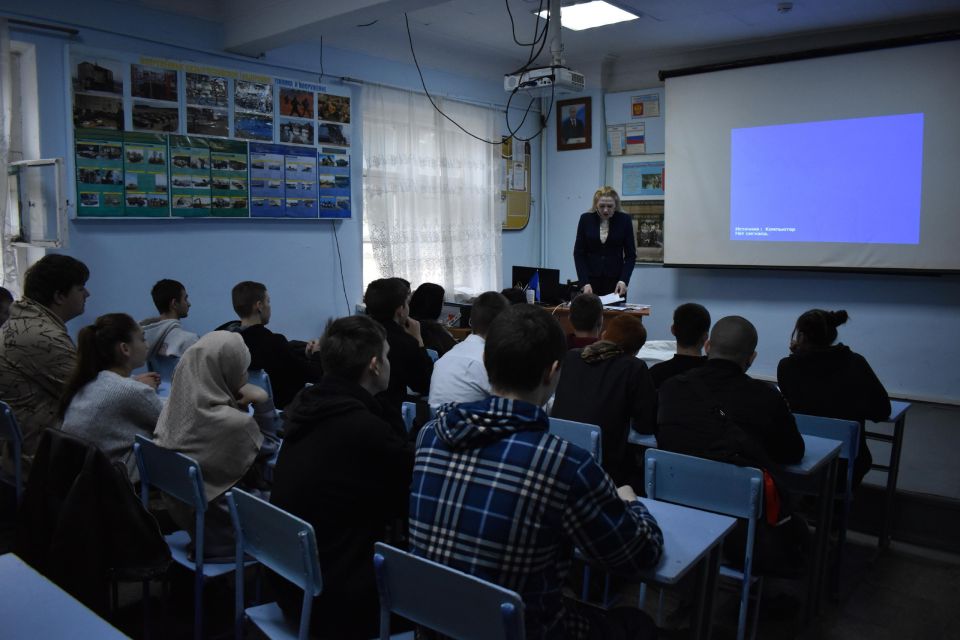 � ����������� ������ ������ �����������, ������������ � 37-� ��������� ������ ��������� ����� �� �����������