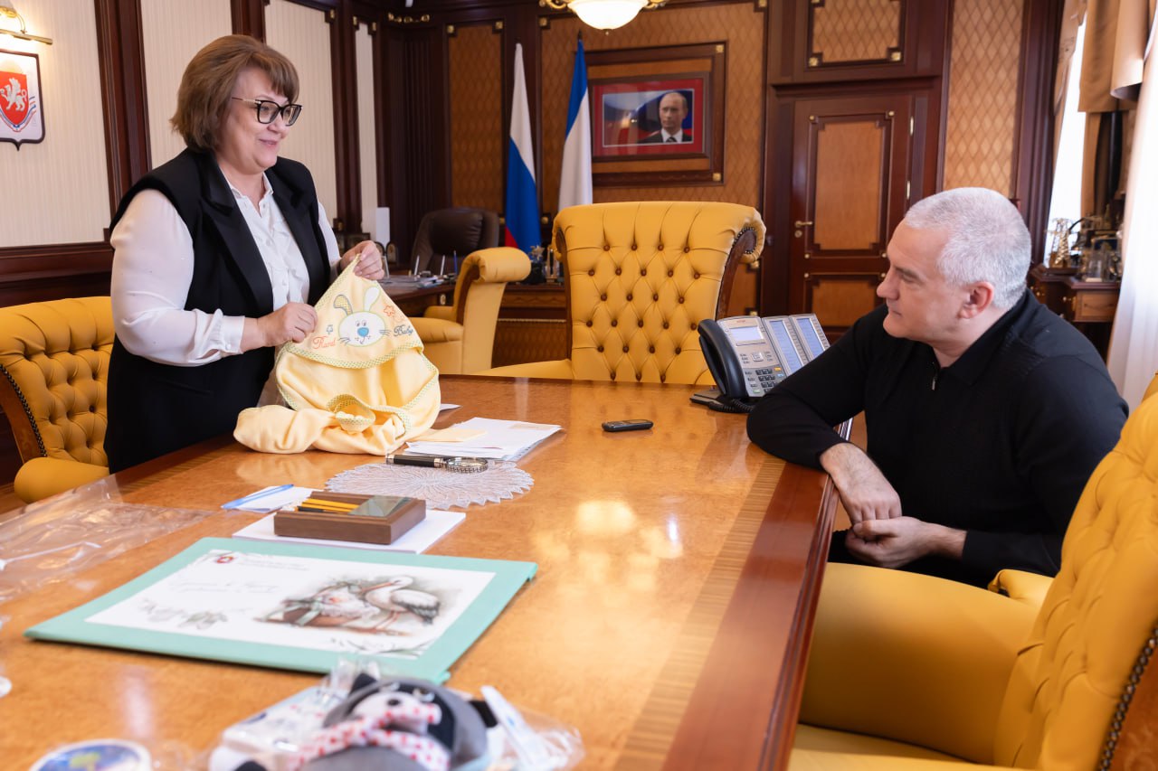 Сергей Аксёнов: В Республике Крым с 1 марта при выписке новорожденных из родильных домов будут выдаваться подарочные комплекты детских принадлежностей Сергей Аксёнов: В Республике Крым с 1 марта при выписке новорожденных из родильных домов будут выдаваться подарочные комплекты детских принадлежностей