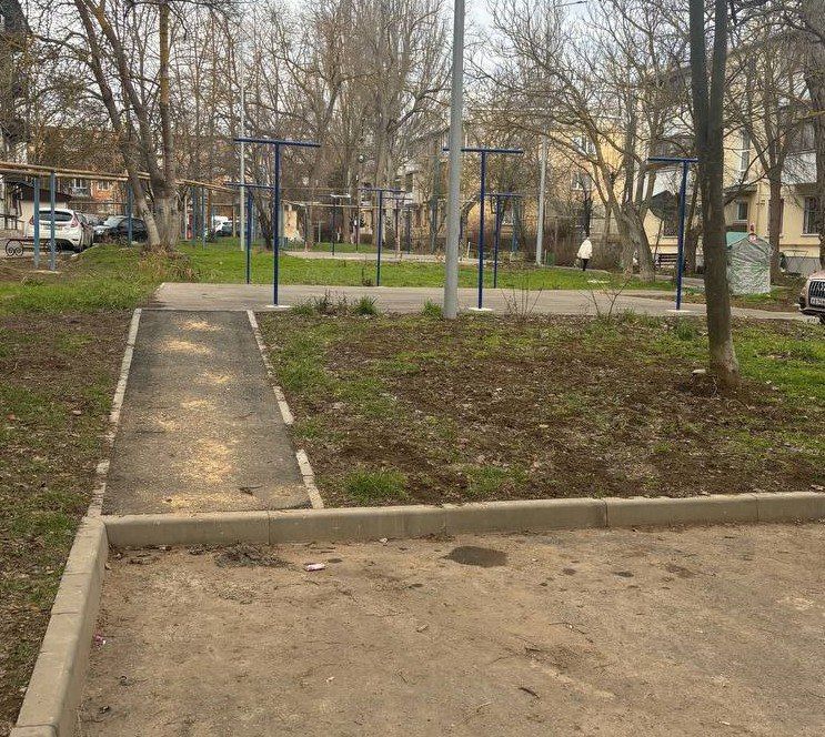 Заместители главы администрации продолжают встречи с жителями МКД Заместители главы администрации продолжают встречи с жителями МКД