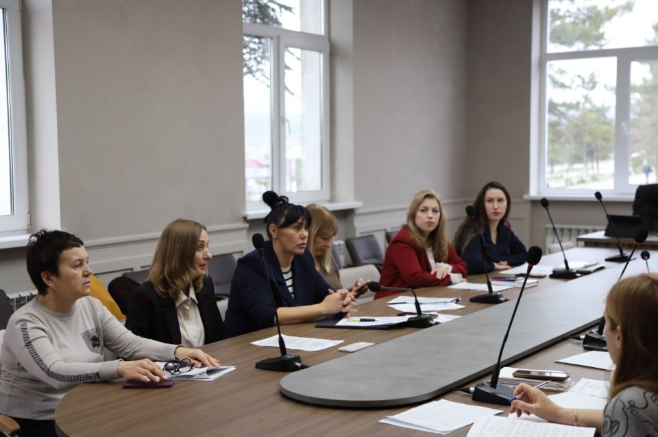 �������� ���������: � ������������� ��������������� ������ ��������� ��������� ��������� �������� �� ����� ������������������ � ������ �� ���� � �������������� ������