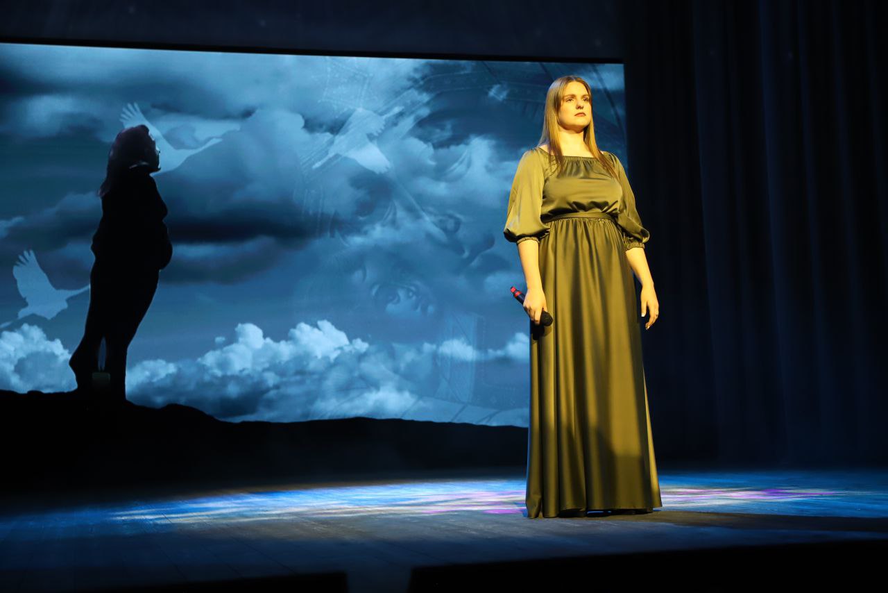 В Бахчисарае состоялся концерт арт-проекта «ZOV Родины» В Бахчисарае состоялся концерт арт-проекта «ZOV Родины»