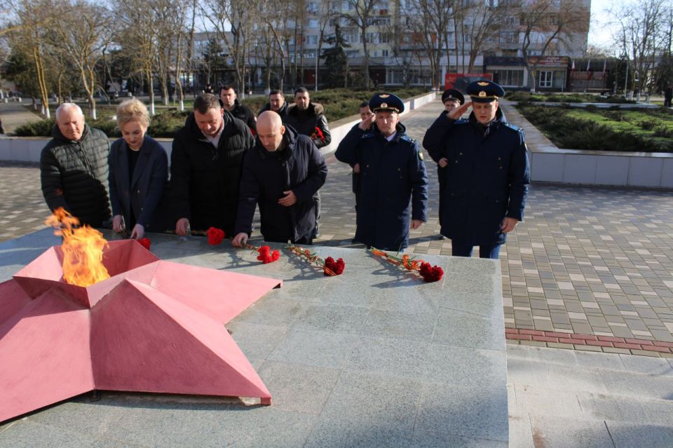 23 ������� ������ ��������� ���� ��������� ��������� � �������� �������� � ������ ����� ������, ���������� ������ ����� � ������ � ������� �����