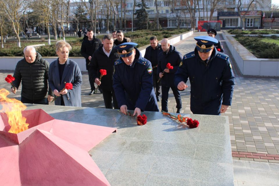 23 ������� ������ ��������� ���� ��������� ��������� � �������� �������� � ������ ����� ������, ���������� ������ ����� � ������ � ������� �����