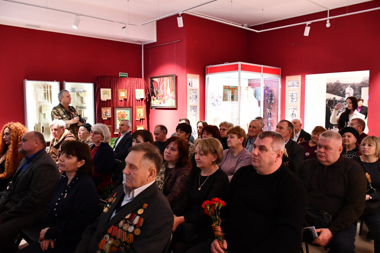 Василий Грабован: Сегодня принял участие в торжественном открытии Районного краеведческого музея после реэкспозиции, которая была проведена в 2025 году Василий Грабован: Сегодня принял участие в торжественном открытии Районного краеведческого музея после реэкспозиции, которая была проведена в 2025 году