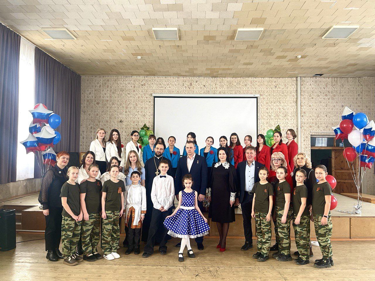 В преддверии Дня защитника Отечества в медицинском учреждении Симферополя состоялось праздничное мероприятие для военнослужащих, проходящих лечение