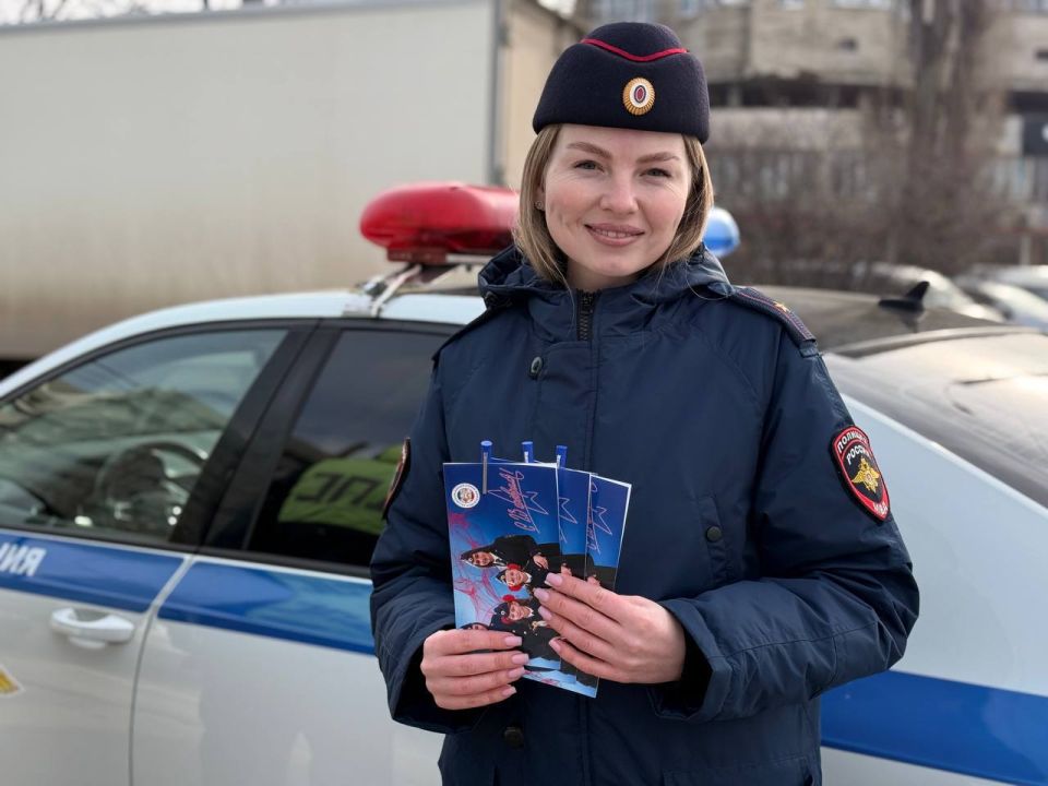 Вместе с проверкой документов — поздравления и пожелания! Вместе с проверкой документов — поздравления и пожелания!