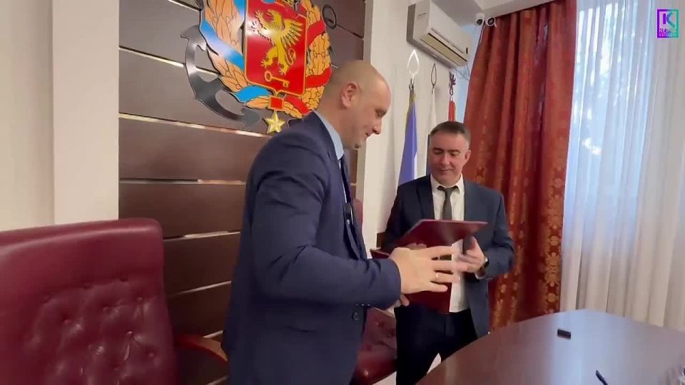 Керчь и Покров стали городами-побратимами!