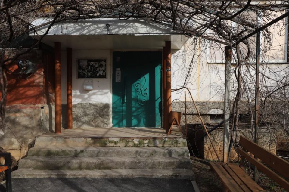 Сегодня заместитель главы администрации Андрей Падалко посетил оставшиеся без внимания дома в селе Вилино, а также провёл осмотр дворовых территорий Сегодня заместитель главы администрации Андрей Падалко посетил оставшиеся без внимания дома в селе Вилино, а также провёл осмотр дворовых территорий